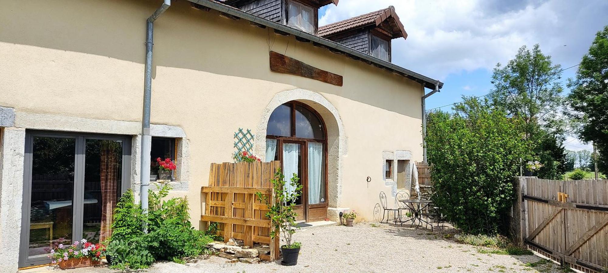 Les Cabanes De Pellier Charcier Exterior photo